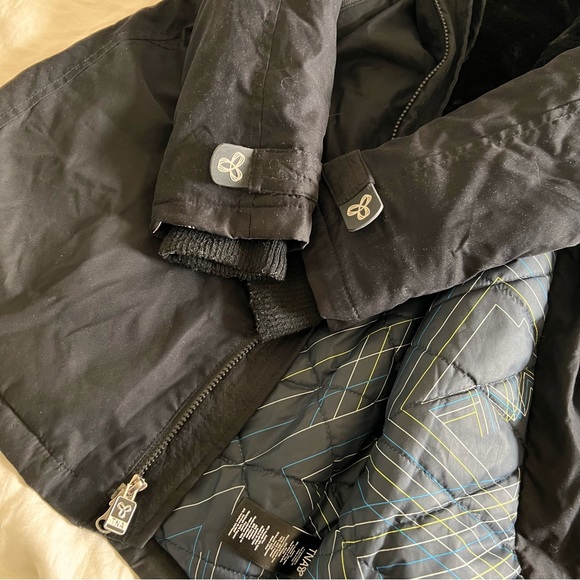 TNA Aspen Parka by Aritzia size XXS Black - Picture 7 of 8